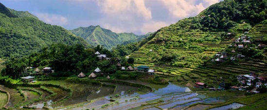 A screenshot of the countryside in the Philippines.