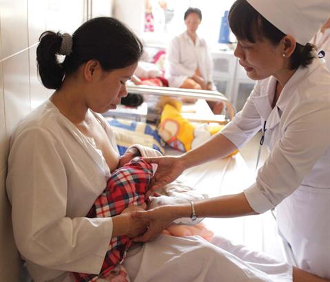 Evidence of the risks and benefits of vaccinating pregnant women with WHO pre-qualified cholera vaccines during mass campaigns