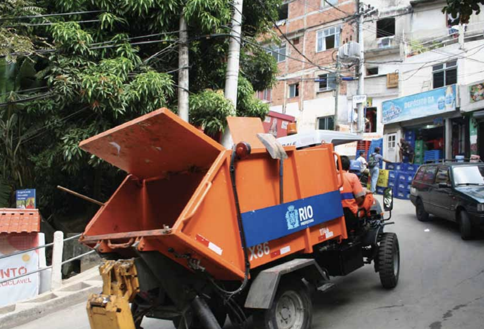 urban waste services favela brazil Improved access to municipal waste services in a favela of Brazil