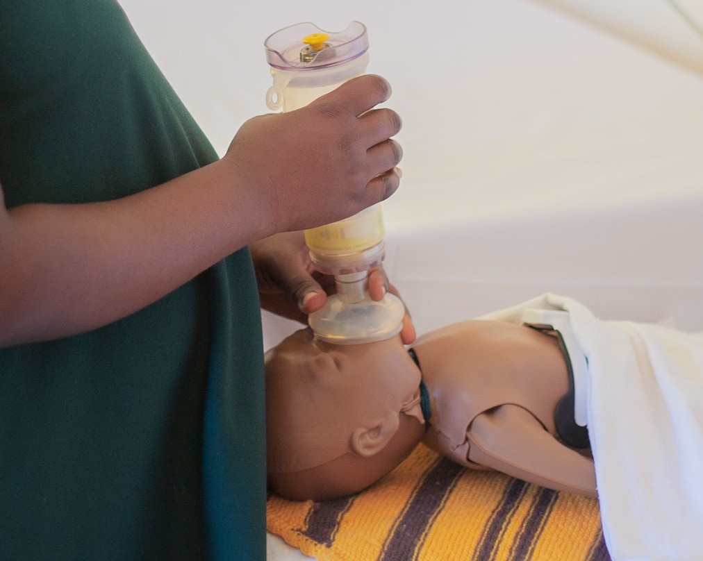 Applying neonatal resuscitation as a contemporary education method in neonatal health Skills mastery through simulation of neonatal resuscitation.