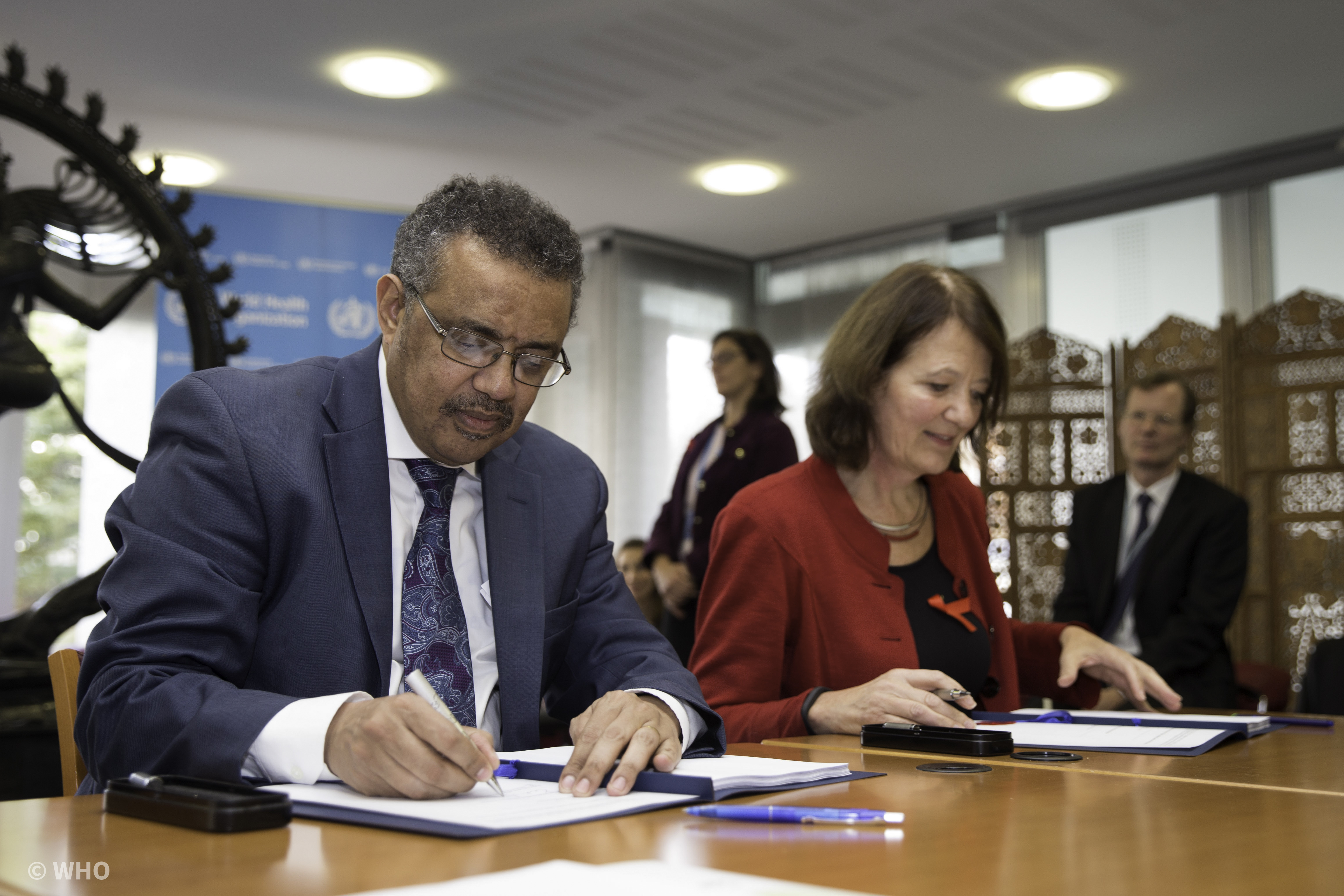 Interim Executive director of The Global Fund Marijke Wijnroks meets with the Director-General Dr Tedros Adhanom Ghebreyesus at WHO HQ in Geneva, 01 Dec 2017