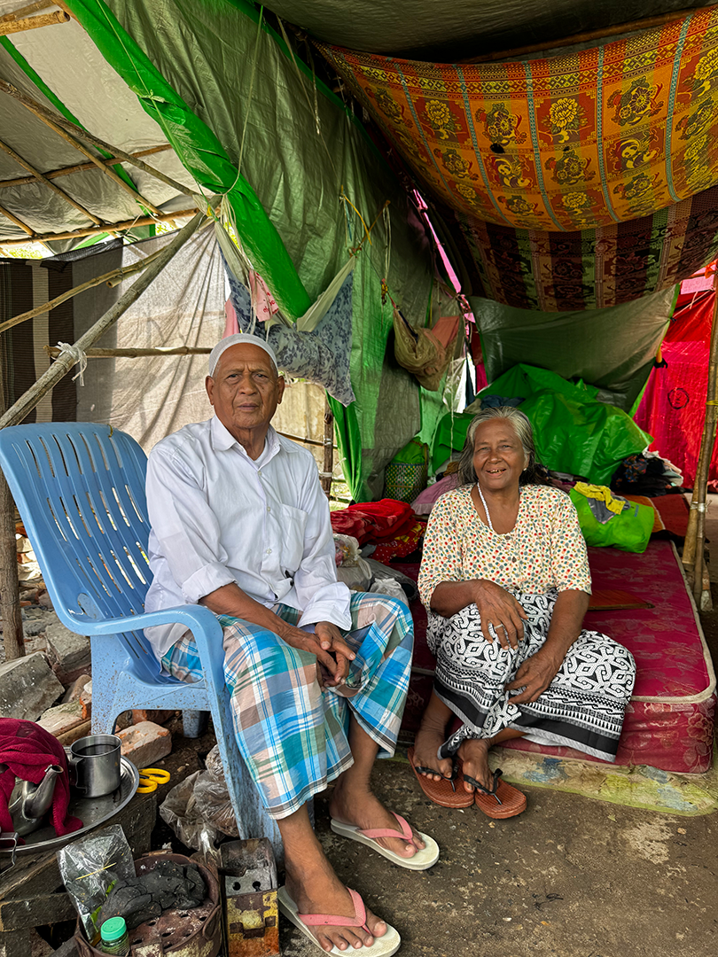 An elderly couple from one of the Mandalay earthquake relief camps