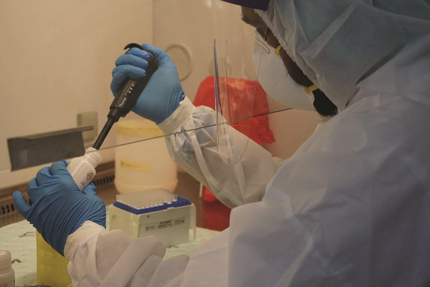 Supported by WHO, the laboratory is being instrumental to provide testing and timely diagnosis for COVID-19 for Cox’s Bazar Supported by WHO, the laboratory is being instrumental to provide testing and timely diagnosis for COVID-19 for Cox’s Bazar