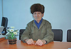 Alikhan, 77, Kazakhstan